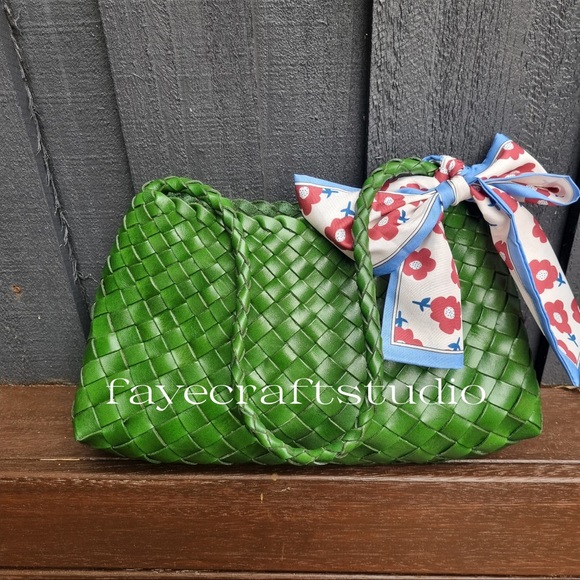 100% woven leather handmade bag - Picture 4 of 5